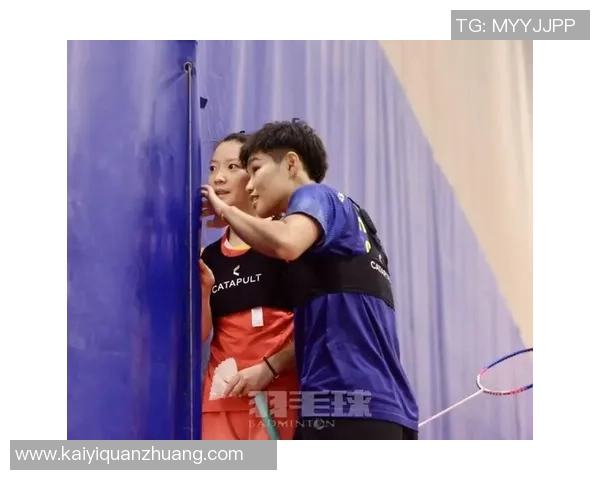 深圳羽毛球队与杭州羽毛球队赛后复盘团队协作的成功与不足分析