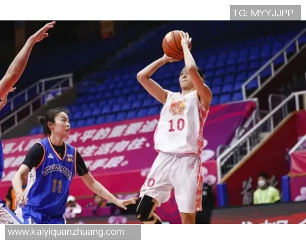 广州羽毛球队在选拔赛中以56分稳居积分榜首位展现强劲实力